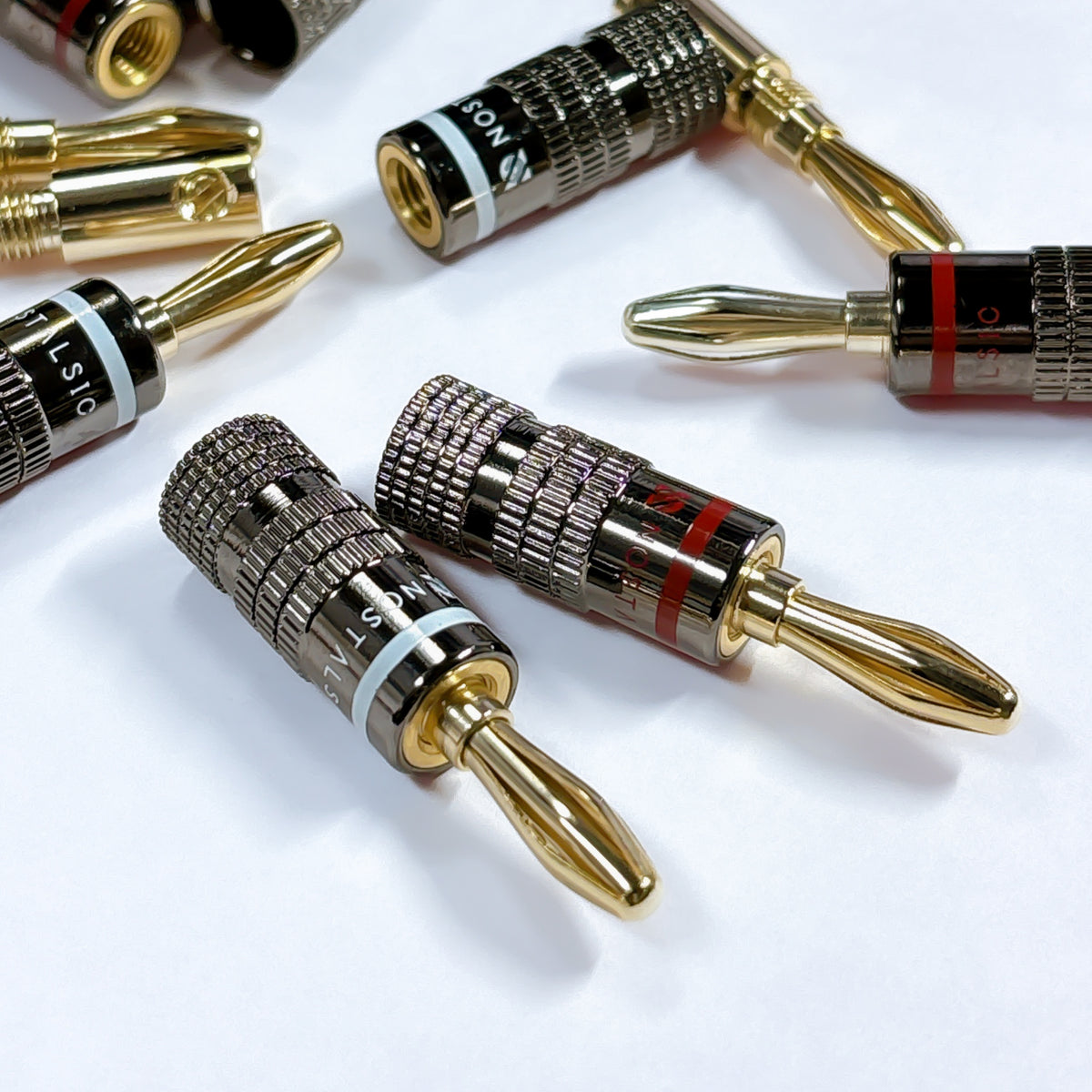 バナナプラグ ソルダーレス 赤+白セット 12AWG~18AWG対応